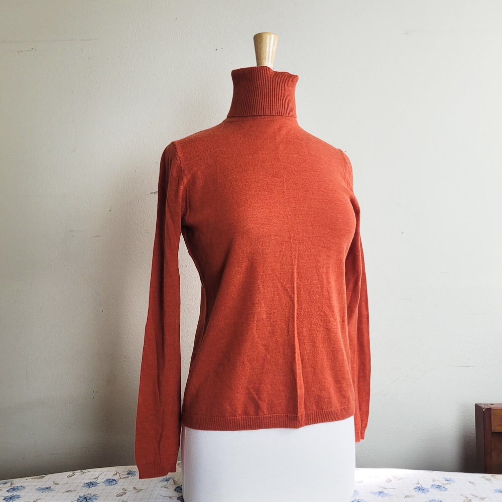 Pendleton Women's Rust Turtleneck Sweater